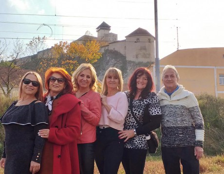 74602870_2392178314162848_6846292614170279936_n